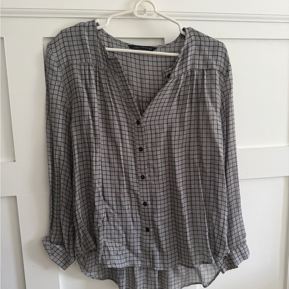 EUC Zara Plaid Button Down Top - size M